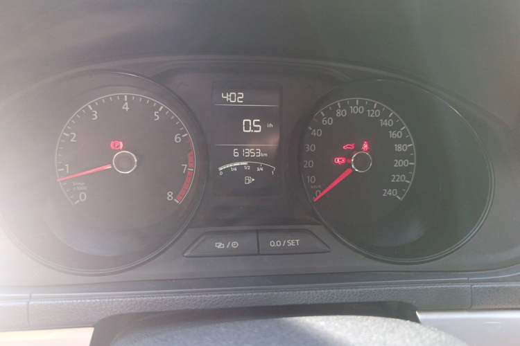 Used Volkswagen Lavida 2015 1.6L Manual Fashion Edition Instrument Cluster