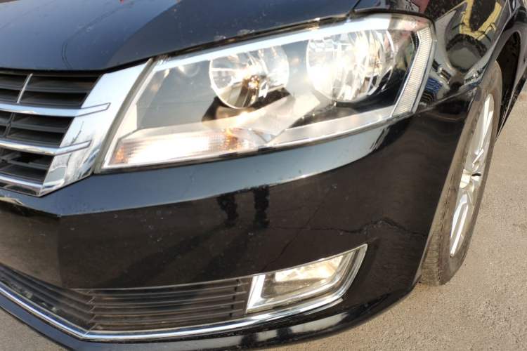Used Volkswagen Lavida 2015 1.6L Automatic Comfort Edition Left Front Headlight