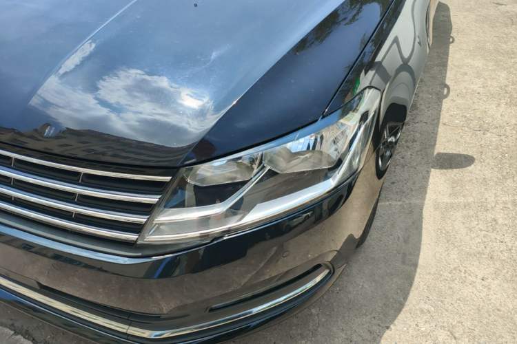Used Volkswagen Lavida 2015 1.6L Automatic Comfort Edition Left Front Headlight