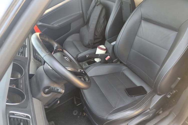 Used Volkswagen Lavida 2015 1.6L Manual Comfort Edition Left Front Seat