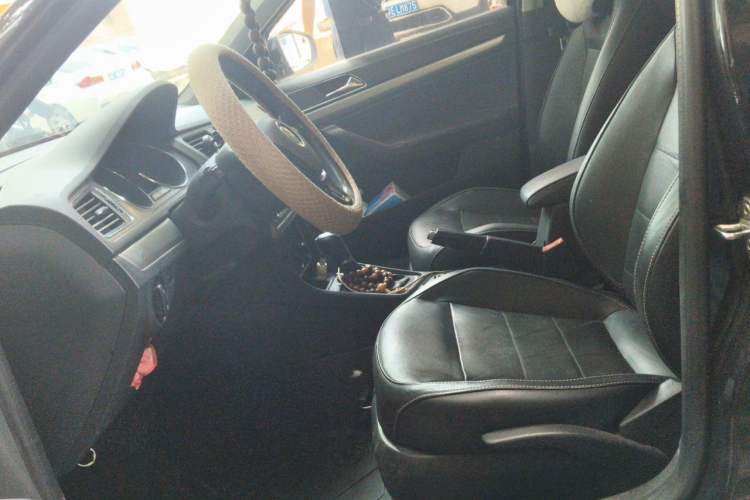 Used Volkswagen Lavida 2015 230TSI DSG Comfort Edition Left Front Seat