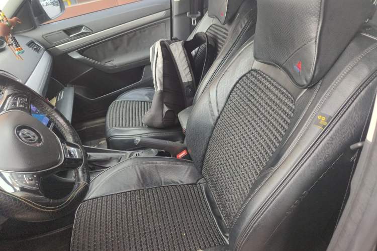 Used Volkswagen Lavida 2015 1.6L Automatic Fashion Edition Left Front Seat