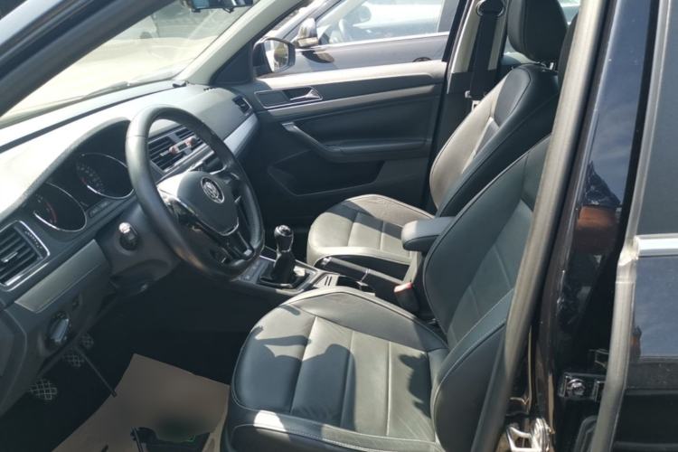Used Volkswagen Lavida 2015 1.6L Manual Comfort Edition Left Front Seat