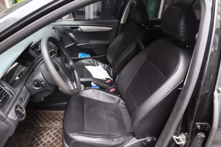 Used Volkswagen Lavida 2015 1.6L Automatic Fashion Edition Left Front Seat