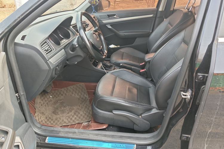 Used Volkswagen Lavida 2015 1.6L Automatic Comfort Edition Left Front Seat