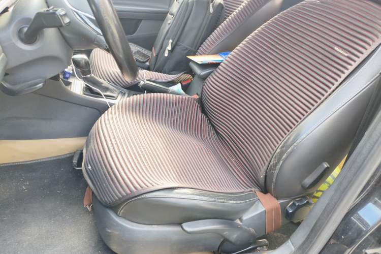 Used Volkswagen Lavida 2015 1.6L Automatic Comfort Edition Left Front Seat