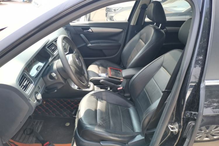 Used Volkswagen Lavida 2015 1.6L Automatic Comfort Edition Left Front Seat