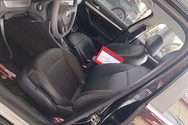 Used Volkswagen Lavida 2015 1.6L Automatic Fashion Edition Left Front Seat