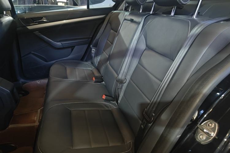 Used Volkswagen Lavida 2015 1.6L Automatic Comfort Edition Left Rear Seat