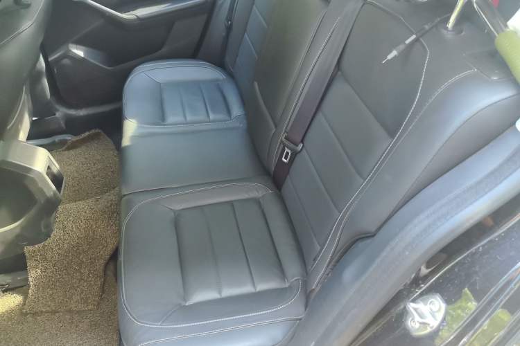 Used Volkswagen Lavida 2015 1.6L Automatic Comfort Edition Left Rear Seat