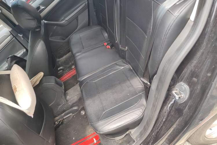 Used Volkswagen Lavida 2015 1.6L Manual Comfort Edition Left Rear Seat