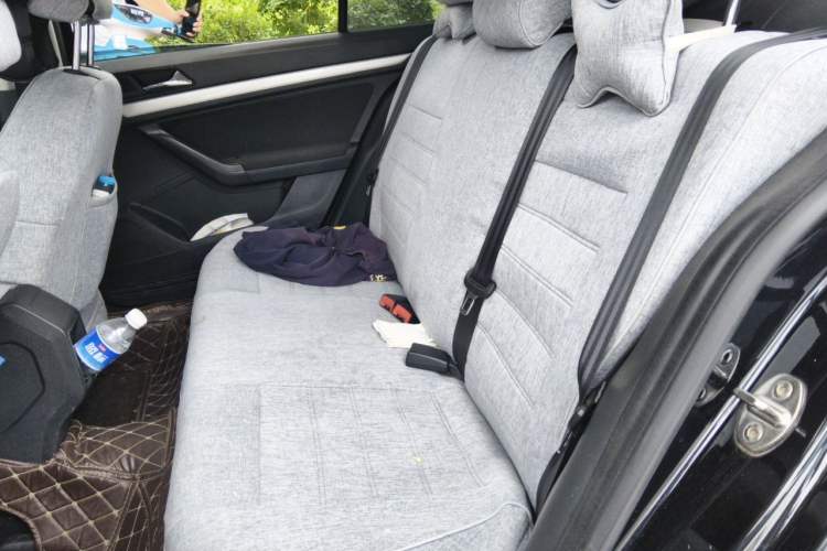 Used Volkswagen Lavida 2015 1.6L Manual Fashion Edition Left Rear Seat