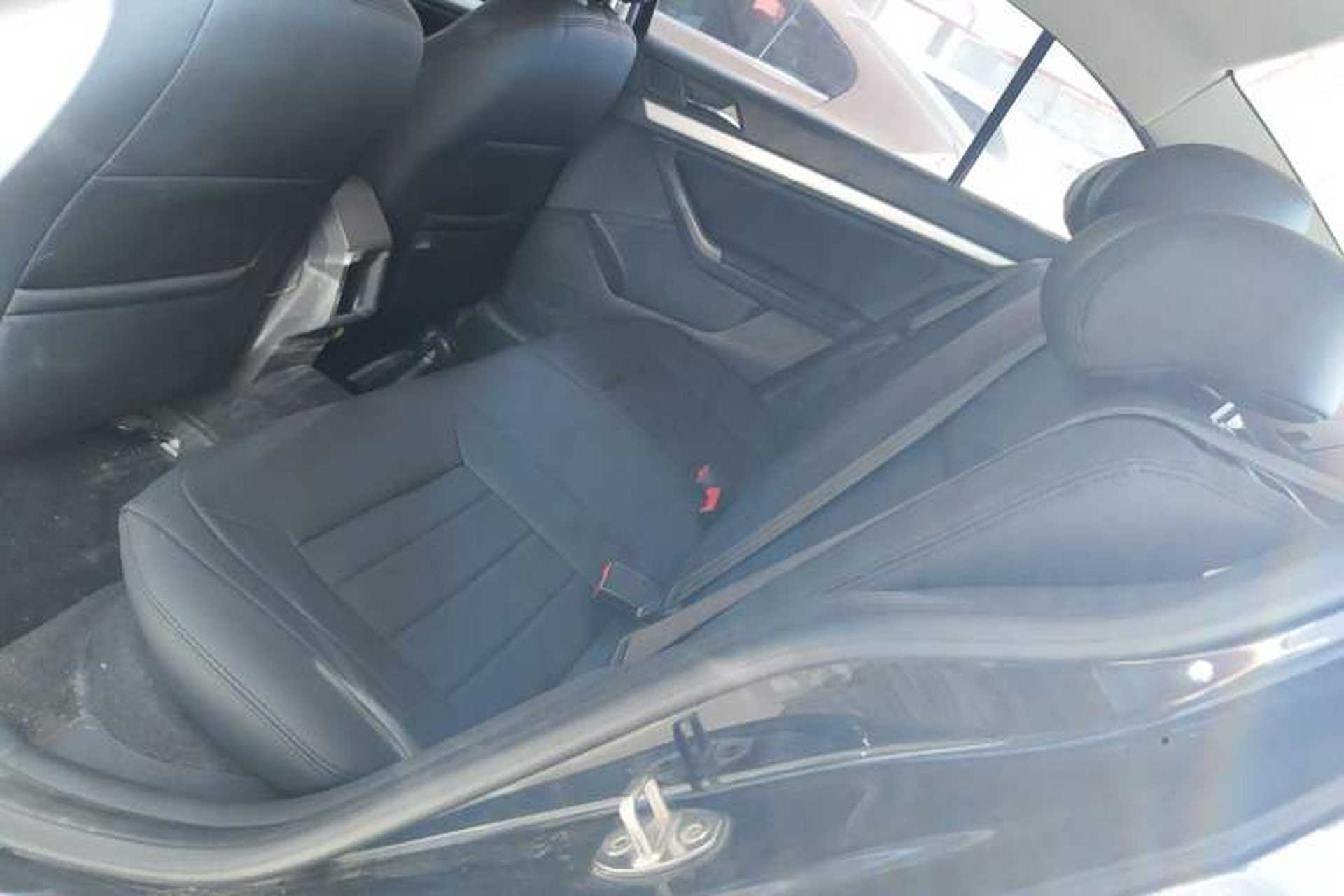Used Volkswagen Lavida 2015 1.6L Automatic Fashion Edition Left Rear Seat