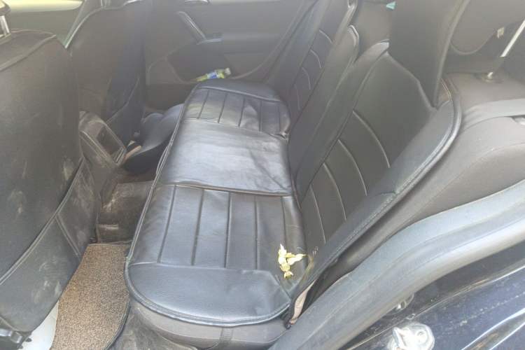 Used Volkswagen Lavida 2015 1.6L Automatic Fashion Edition Left Rear Seat