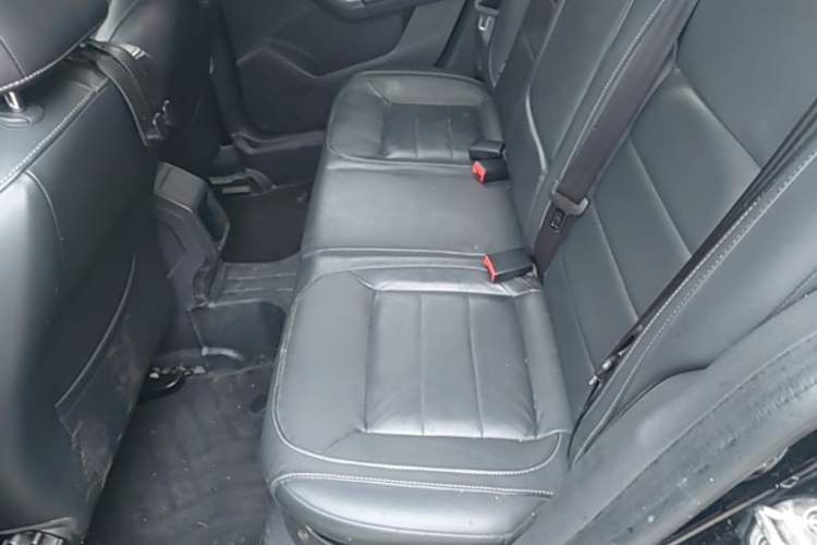 Used Volkswagen Lavida 2015 1.6L Automatic Comfort Edition Left Rear Seat
