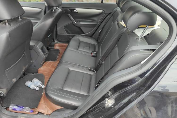 Used Volkswagen Lavida 2015 1.6L Automatic Comfort Edition Left Rear Seat