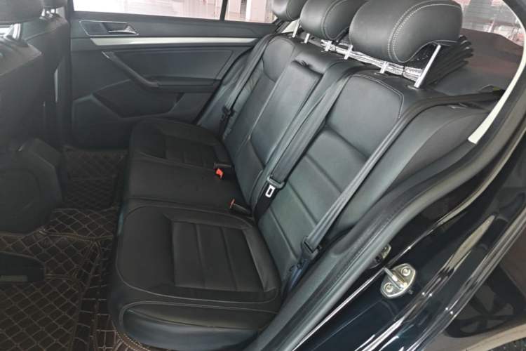 Used Volkswagen Lavida 2015 1.6L Automatic Comfort Edition Left Rear Seat