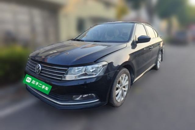 Used Volkswagen Lavida 2015 1.6L Manual Comfort Edition