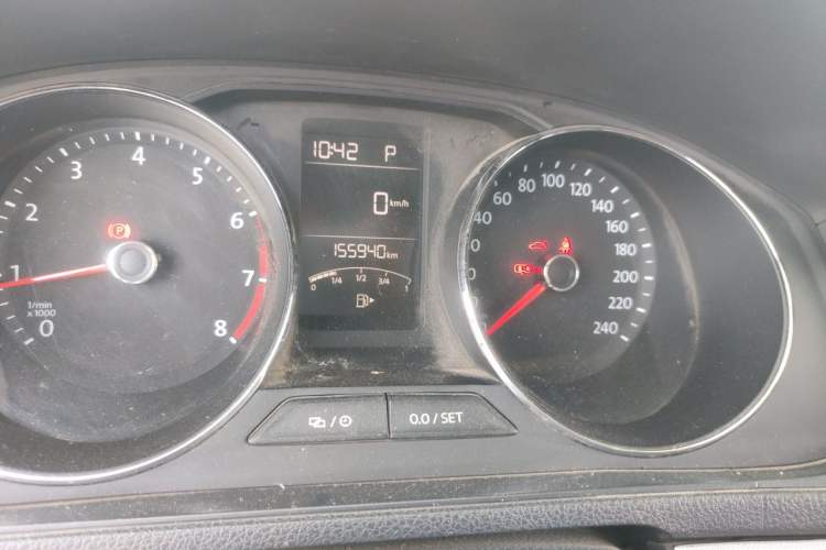 Used Volkswagen Lavida 2015 230TSI DSG Comfort Edition Odometer Close Up