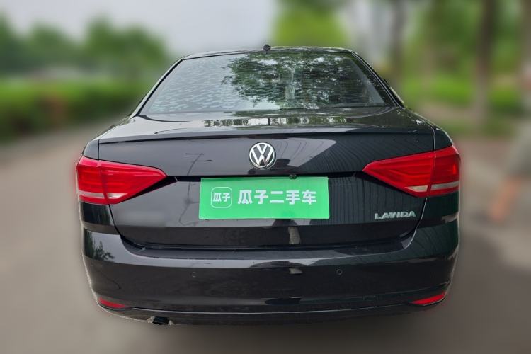 Used Volkswagen Lavida 2015 1.6L Manual Fashion Edition Rear