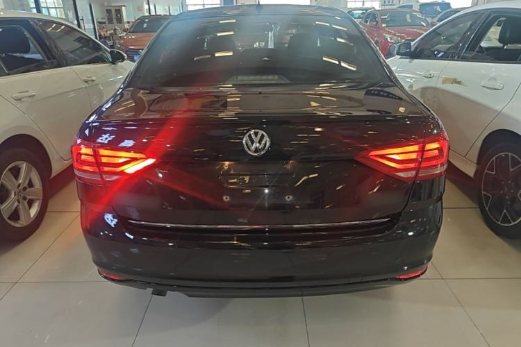 Used Volkswagen Lavida 2015 1.6L Automatic Comfort Edition Rear