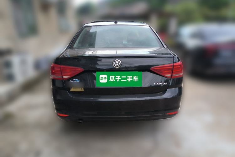 Used Volkswagen Lavida 2015 1.6L Manual Fashion Edition Rear