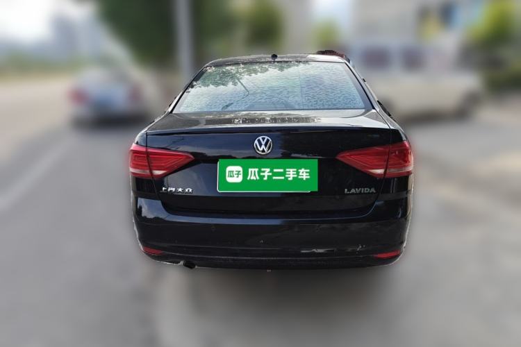 Used Volkswagen Lavida 2015 1.6L Manual Fashion Edition Rear