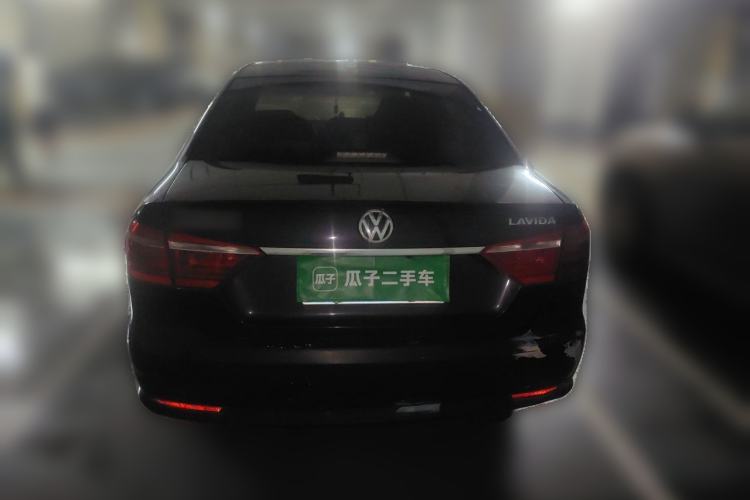 Used Volkswagen Lavida 2015 1.6L Automatic Fashion Edition Rear