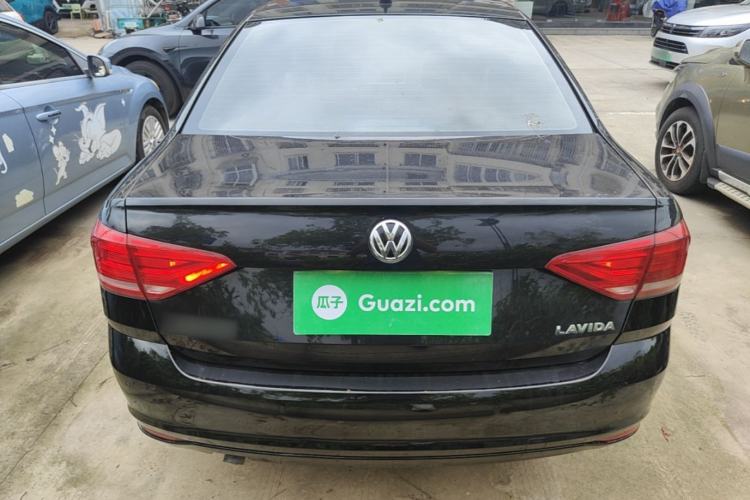 Used Volkswagen Lavida 2015 1.6L Manual Fashion Edition Rear