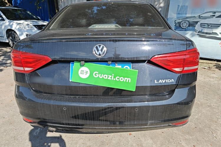 Used Volkswagen Lavida 2015 1.6L Automatic Fashion Edition Rear