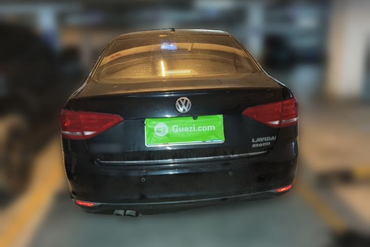 Used Volkswagen Lavida 2015 230TSI DSG Comfort Edition Rear