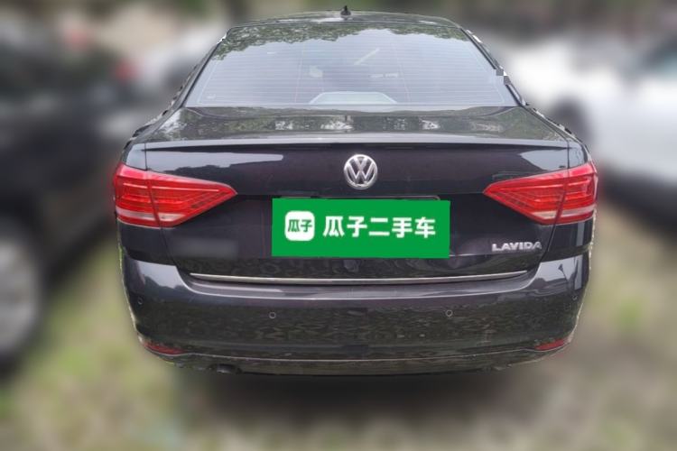 Used Volkswagen Lavida 2015 1.6L Manual Fashion Edition Rear