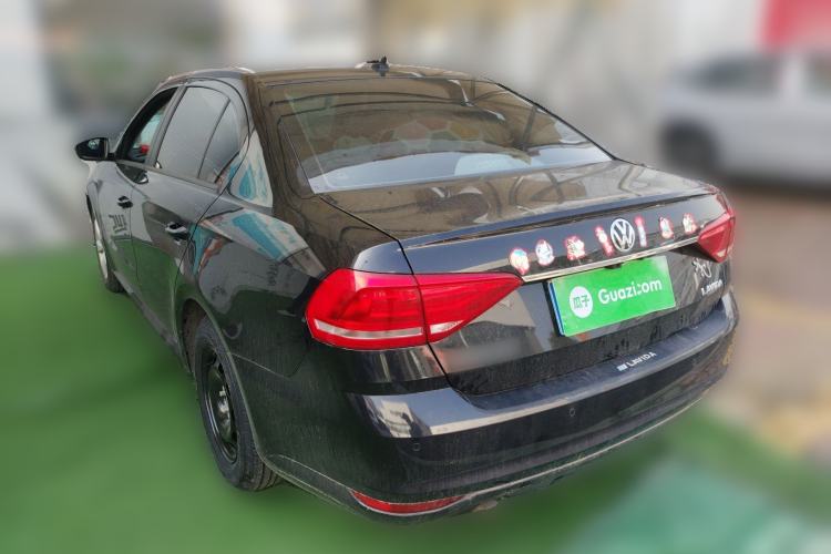 Used Volkswagen Lavida 2015 1.6L Manual Fashion Edition Rear Left 45 Deg