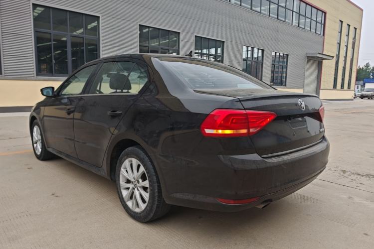 Used Volkswagen Lavida 2015 1.6L Manual Comfort Edition Rear Left 45 Deg