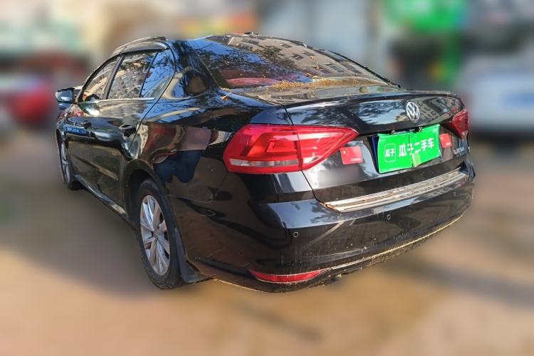 Used Volkswagen Lavida 2015 1.6L Manual Comfort Edition Rear Left 45 Deg