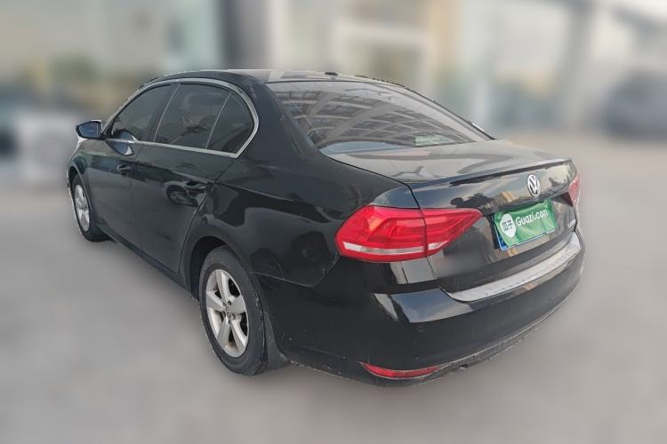 Used Volkswagen Lavida 2015 1.6L Automatic Fashion Edition Rear Left 45 Deg