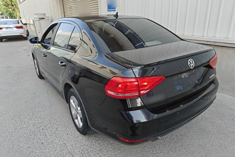 Used Volkswagen Lavida 2015 1.6L Automatic Fashion Edition Rear Left 45 Deg