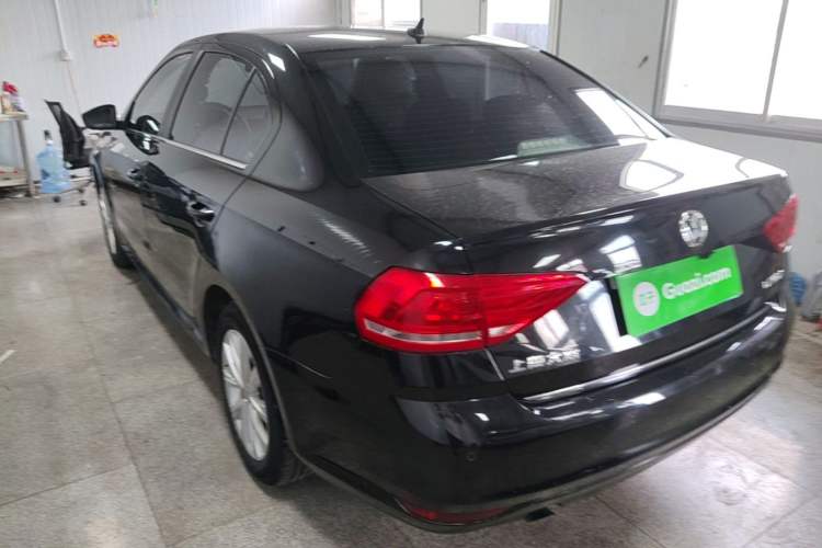 Used Volkswagen Lavida 2015 1.6L Automatic Comfort Edition Rear Left 45 Deg