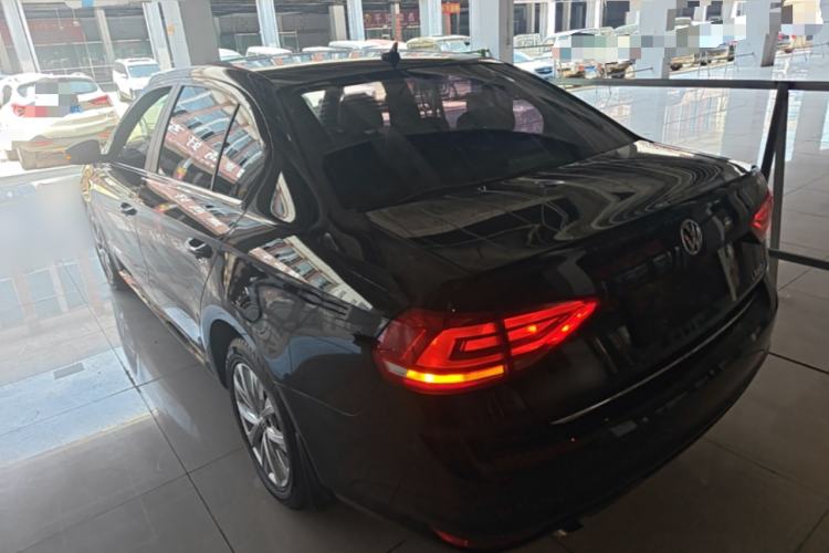 Used Volkswagen Lavida 2015 1.6L Automatic Comfort Edition Rear Left 45 Deg