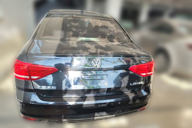 Used Volkswagen Lavida 2015 1.6L Automatic Fashion Edition Rear