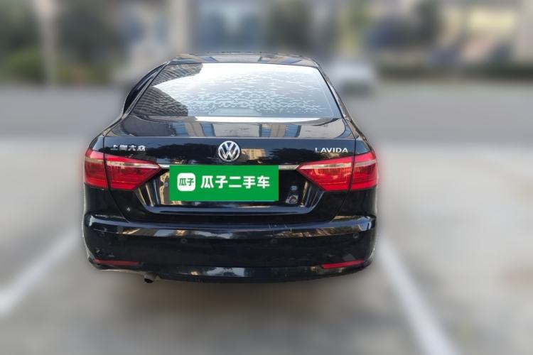 Used Volkswagen Lavida 2015 1.6L Automatic Fashion Edition Rear