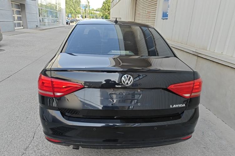 Used Volkswagen Lavida 2015 1.6L Automatic Fashion Edition Rear
