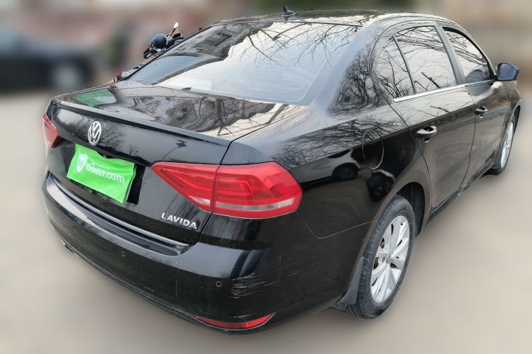 Used Volkswagen Lavida 2015 1.6L Automatic Comfort Edition Rear Right 45 Deg