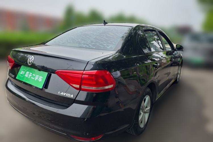 Used Volkswagen Lavida 2015 1.6L Manual Fashion Edition Rear Right 45 Deg