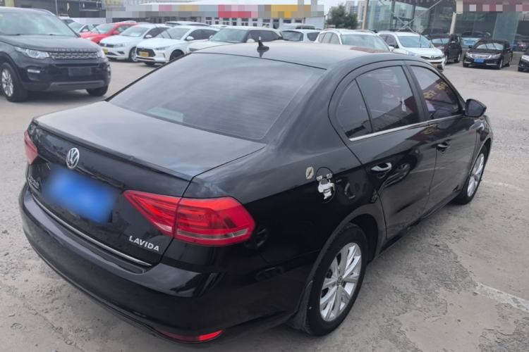 Used Volkswagen Lavida 2015 1.6L Automatic Comfort Edition Rear Right 45 Deg