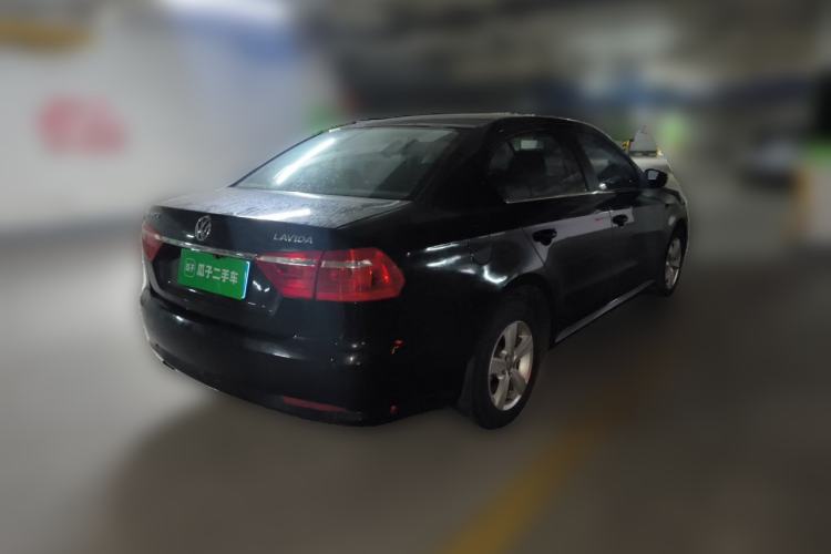Used Volkswagen Lavida 2015 1.6L Manual Fashion Edition Rear Right 45 Deg