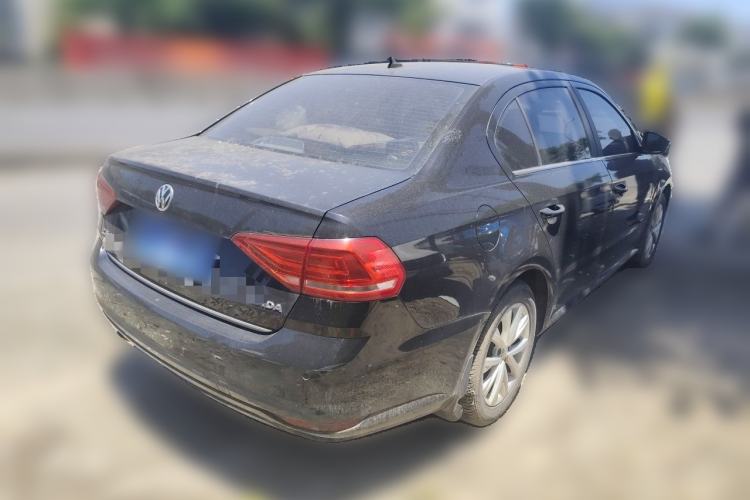 Used Volkswagen Lavida 2015 1.6L Manual Comfort Edition Rear Right 45 Deg