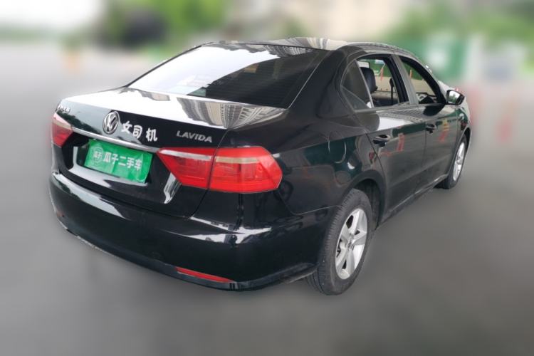 Used Volkswagen Lavida 2015 1.6L Automatic Fashion Edition Rear Right 45 Deg