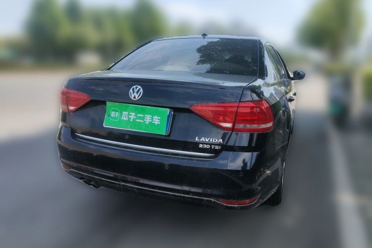Used Volkswagen Lavida 2015 230TSI DSG Comfort Edition Rear Right 45 Deg