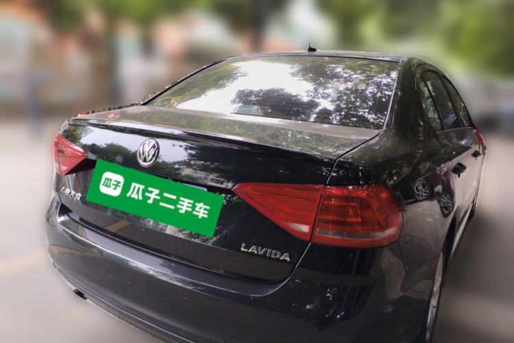 Used Volkswagen Lavida 2015 1.6L Automatic Fashion Edition Rear Right 45 Deg